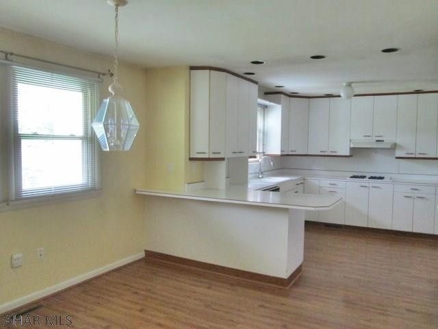 Holiday Manor - Residential