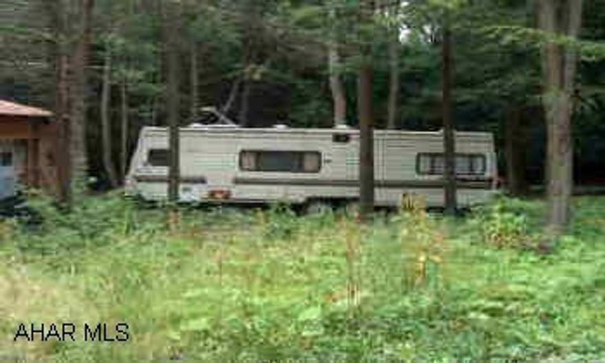 35' Camper inside Glendale Yearound, near the pond. Needs some TLC, but a really nice location 35' Camper inside Glendale Yearound, near the pond. Needs some TLC, but a really nice location