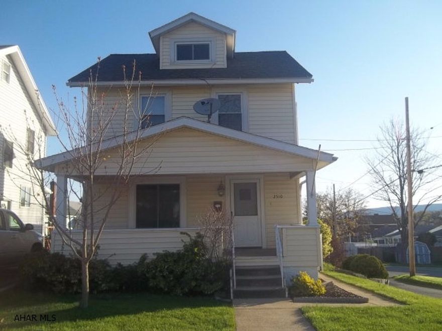 This one won't last! Beautiful vinyl sided 3 bedroom home with possible 4th in finished attic. Kitchen with all appliances and cute breakfast nook. Living rm with gas fireplace and laminate floor. Formal dining rm. Updated front porch plus l car detached garage. Conveniently located. Move in ready.