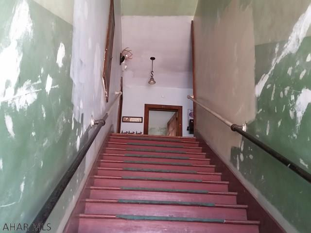 Unknown - Commercial Sale