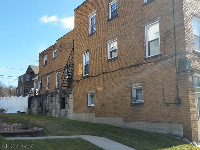 Unknown - Commercial Sale