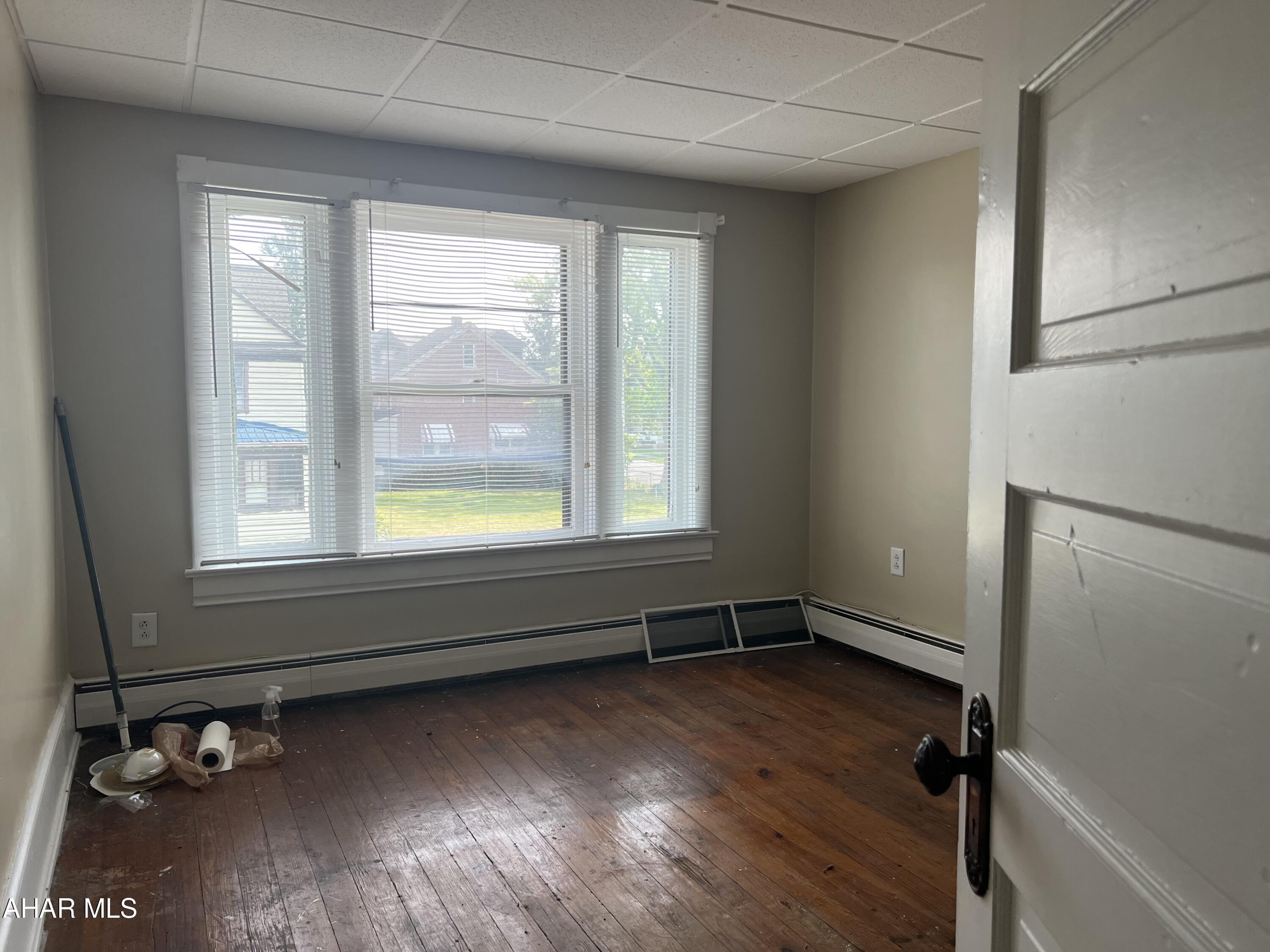 Juniata - Residential