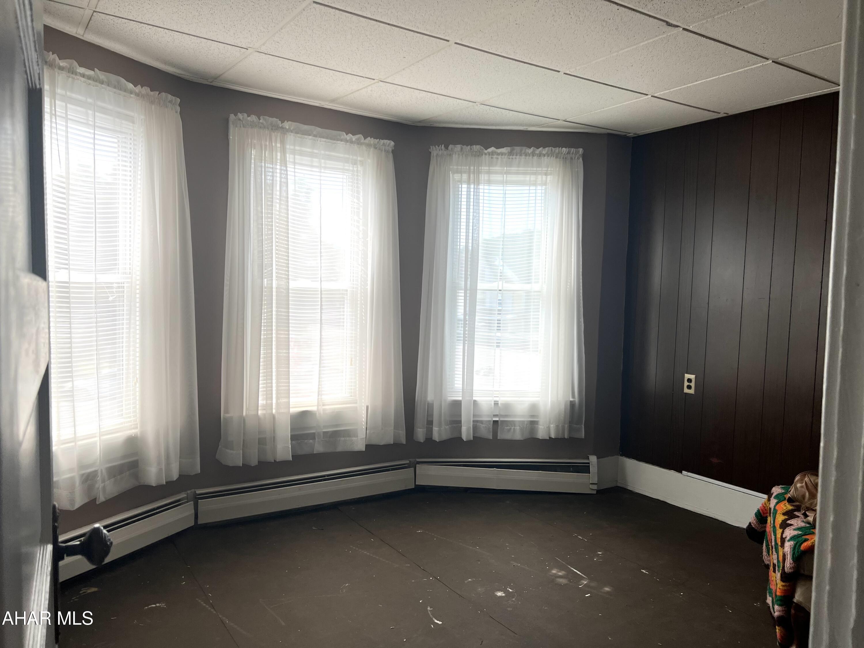 Juniata - Residential