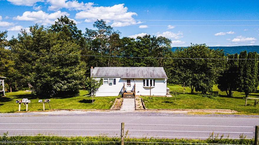 Located in Sinking Valley!!! Awesome Property!!! Cozy 2 bedroom with a very large yard. Country living at its best. This is a must see!!!