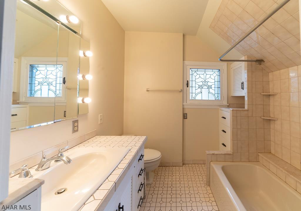 Hollidaysburg - Residential