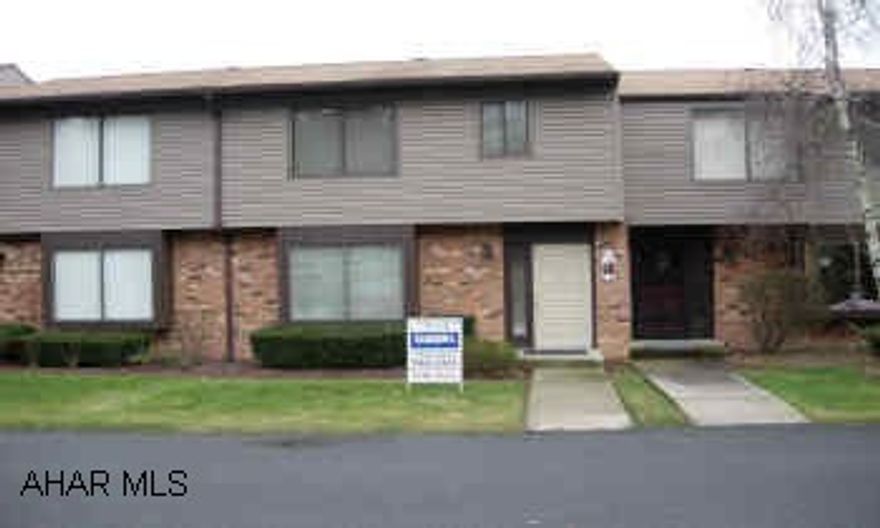 BEAUTIFUL, TOTALLY UPDATED TOWNHOUSE. NEW BATHS, KITCHEN, FLOORS, WINDOWS, GAS FIREPLACE. MOVE IN CONDITION. FAIRWAYS AT BLAIRMONT.  MUST SEE! BEAUTIFUL BATHROOMS, KITCHEN/APPLIANCES, BUILT-INS. VERY SPACIOUS MASTER BEDROOM & BATH. NEWER GAS FIREPLACE, WINDOW TREATMENTS & MORE. ASSOCIATION FEE $125 PER MONTH INCLUDES TRASH, SNOWPLOWING, & LAWN WORK.