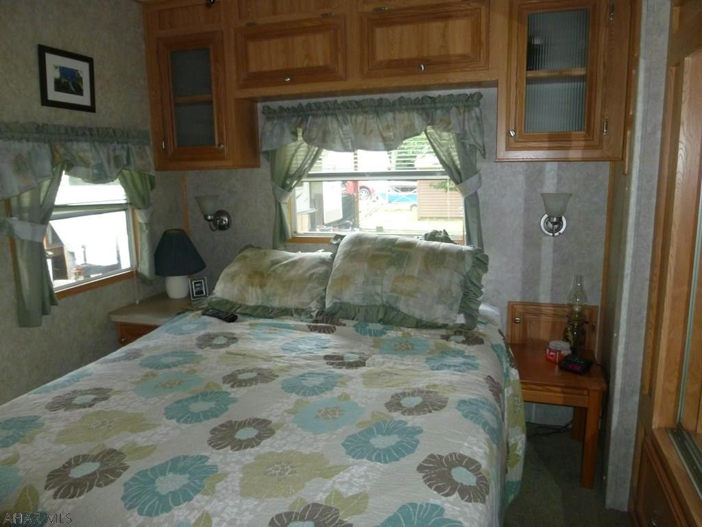 Glendale Yearound - Residential