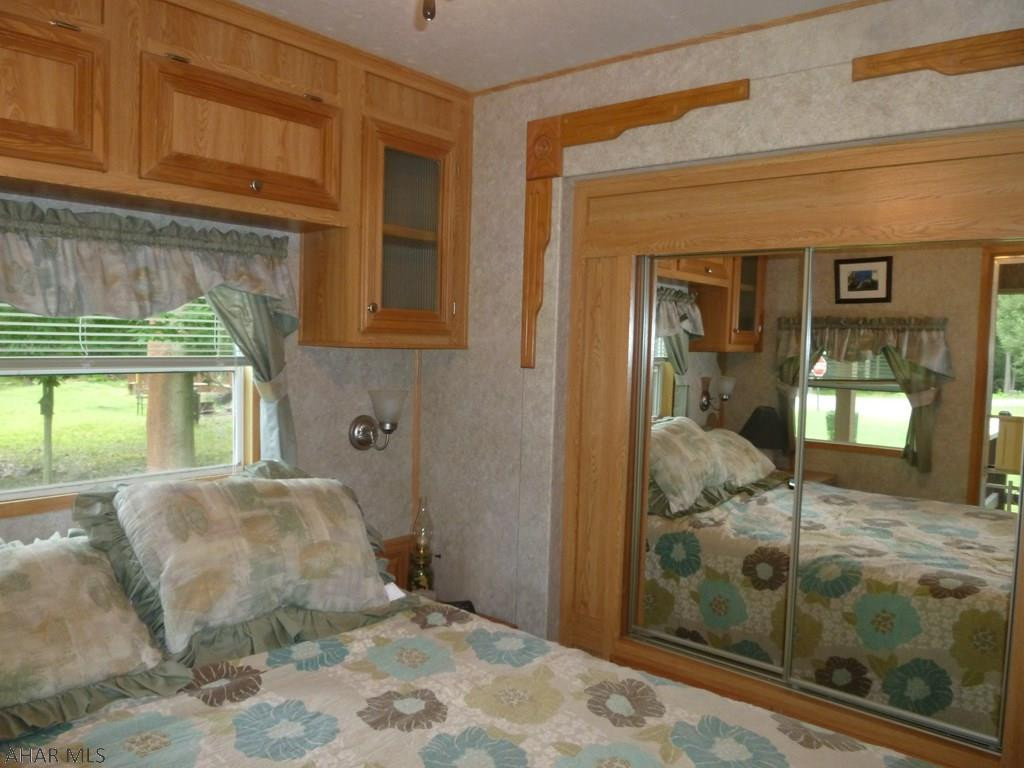 Glendale Yearound - Residential