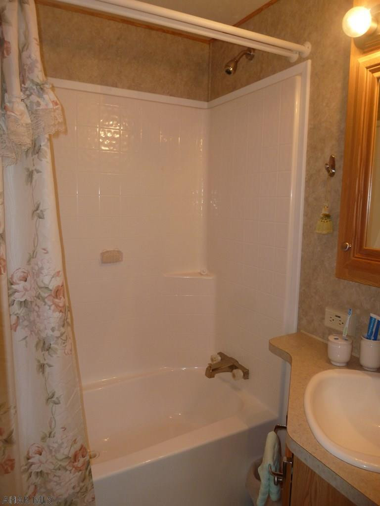 Glendale Yearound - Residential