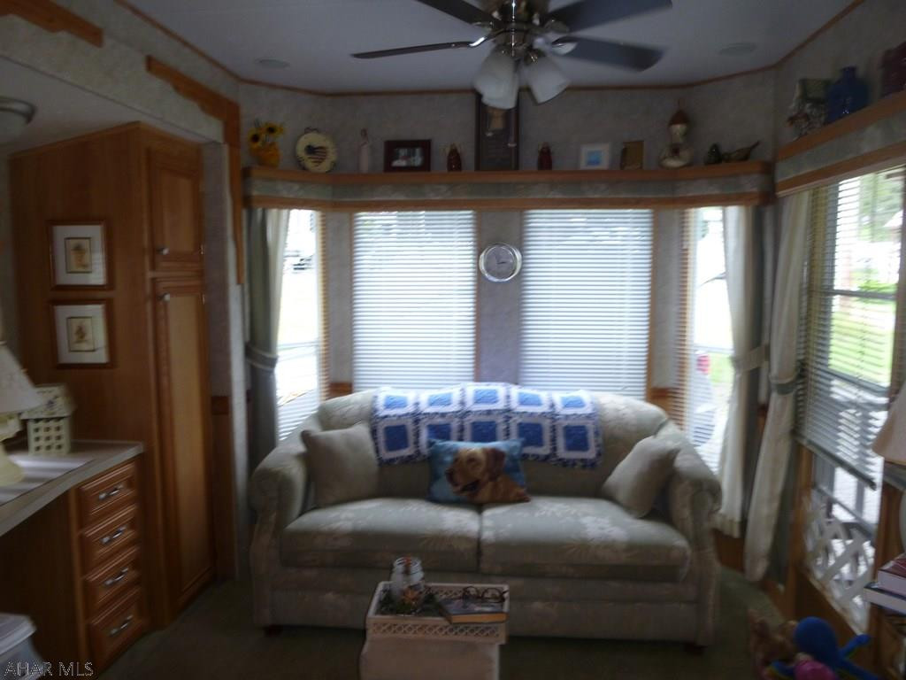 Glendale Yearound - Residential