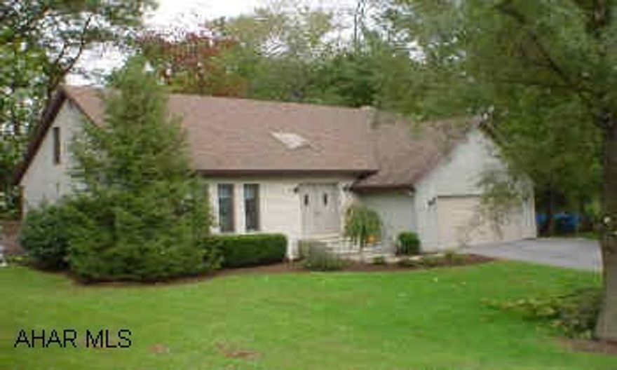 HOLIDAY MANOR BRICK & CEDAR. PRICE, LOCATION, FEATURES - THIS ONE HAS IT ALL! SPECTACULAR KITCHEN W/ LARGE CENTER ISLAND & EATING AREA, POSH CUSTOM CERAMIC MASTER BATH W/ HOT TUB & DOUBLE SINKS. FIRST FLOOR FAMILY ROOM W/ BRICK F.P.,  FINISHED BASEMENT. HOLIDAY MANOR BRICK & CEDAR. PRICE, LOCATION, FEATURES - THIS ONE HAS IT ALL! SPECTACULAR KITCHEN W/ LARGE CENTER ISLAND & EATING AREA, POSH CUSTOM CERAMIC MASTER BATH W/ HOT TUB & DOUBLE SINKS. FIRST FLOOR FAMILY ROOM W/ BRICK F.P.,  FINISHED BASEMENT, CENTRAL AIR. DON'T WAIT!