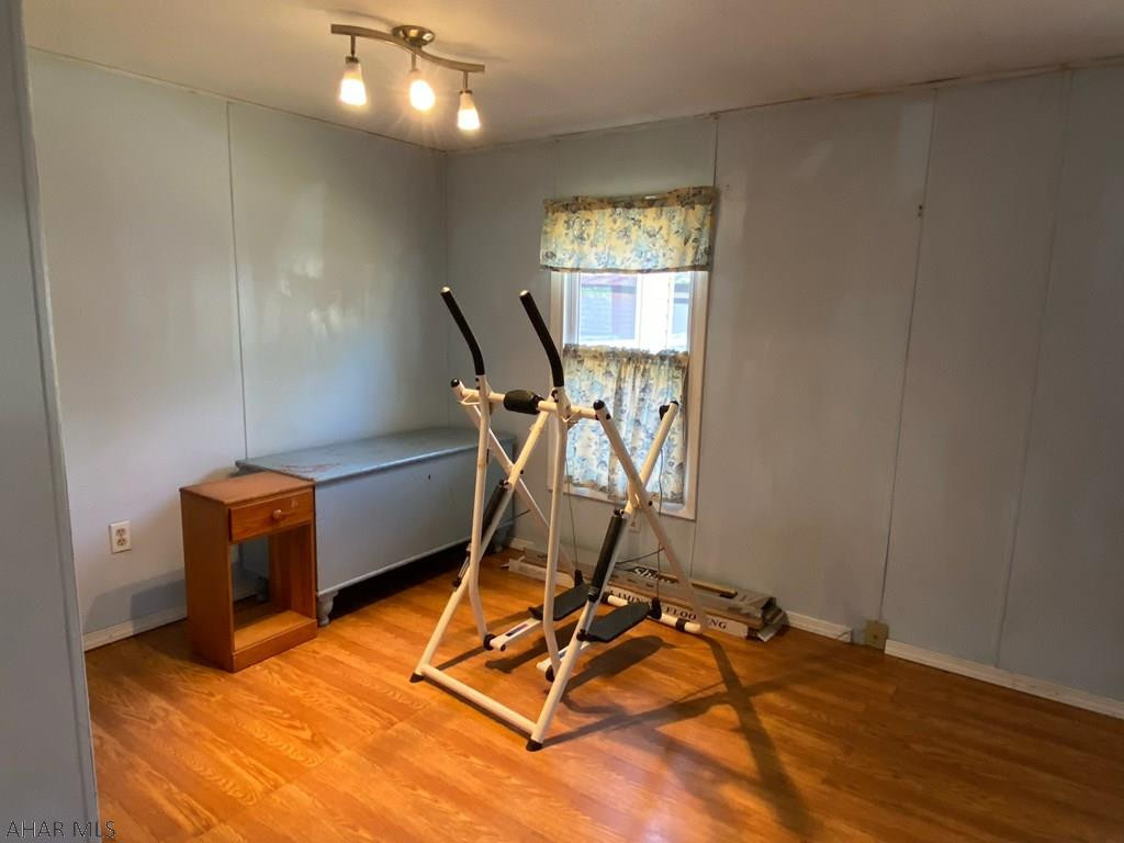 Glendale Yearound - Residential