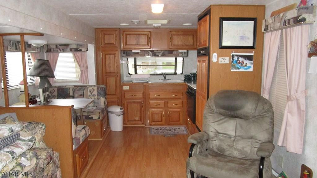 Glendale Yearound - Residential