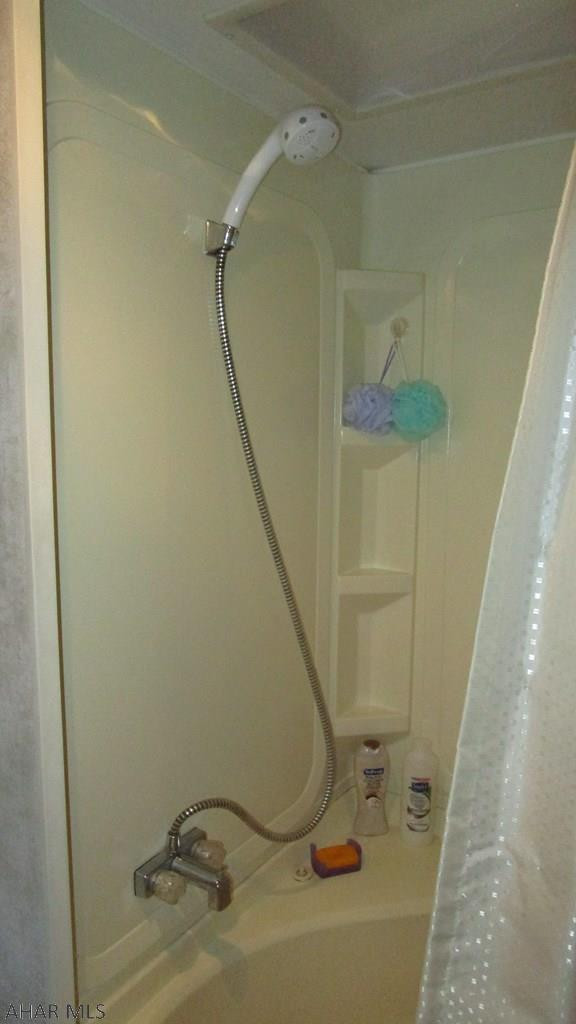 Glendale Yearound - Residential