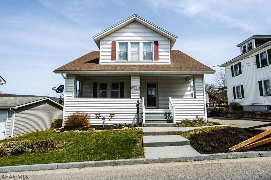 Beautiful and clean 3 bedroom house with a large yard. Off street parking, 2 car garage, and back deck to be enjoyed with family and friends.