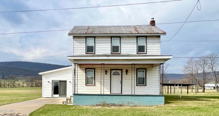 4-Bedroom, 1-bath two-story home situated on 2.9+/- acres, offering beautiful views of the countryside. The main floor offers a large country kitchen, dining room, living room, family room, and laundry hookups.  The second floor offers four bedrooms and a full bath. Outside, you will find a covered front porch, concrete driveway, large yard, small stream, and a small barn and shed.