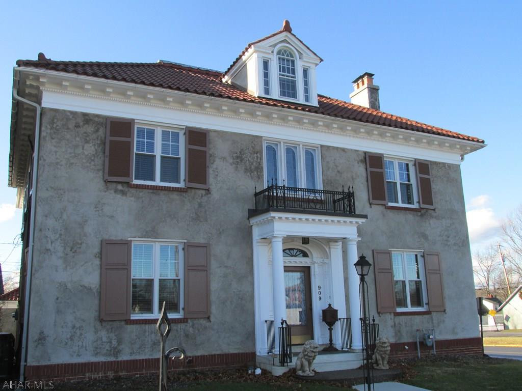 Hollidaysburg - Residential