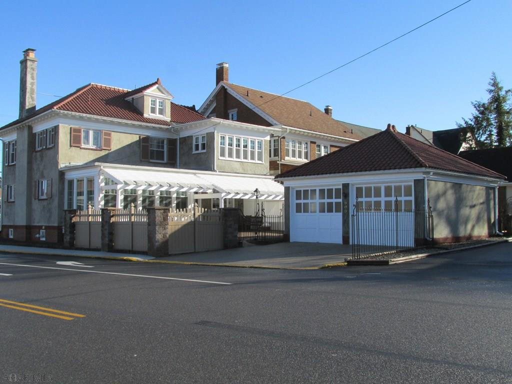 Hollidaysburg - Residential