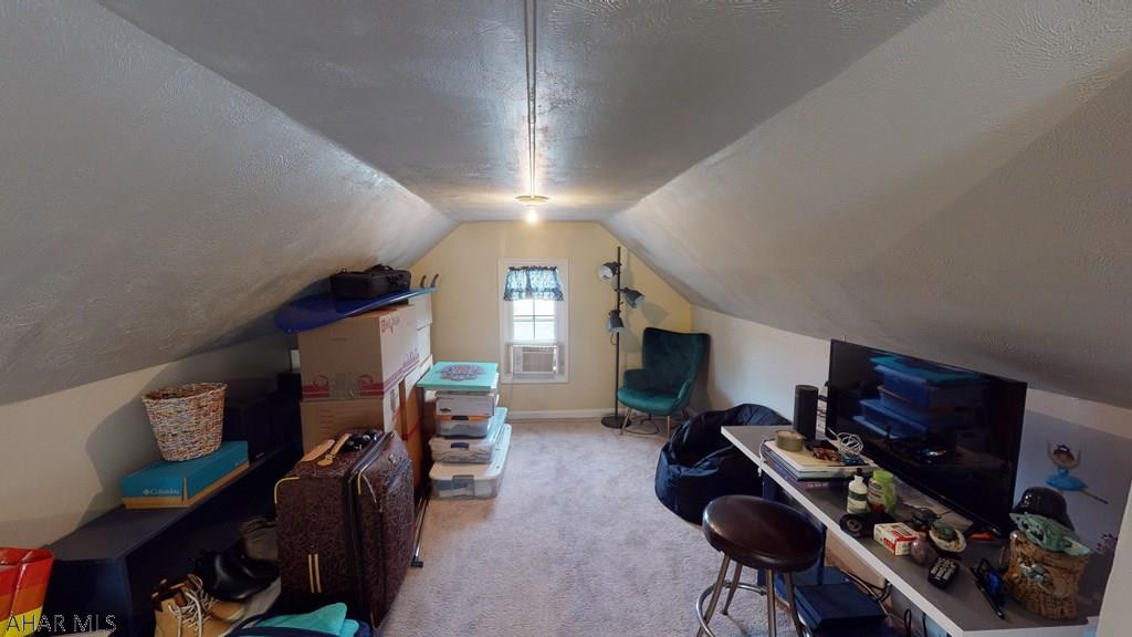 Valley-Hi - Residential