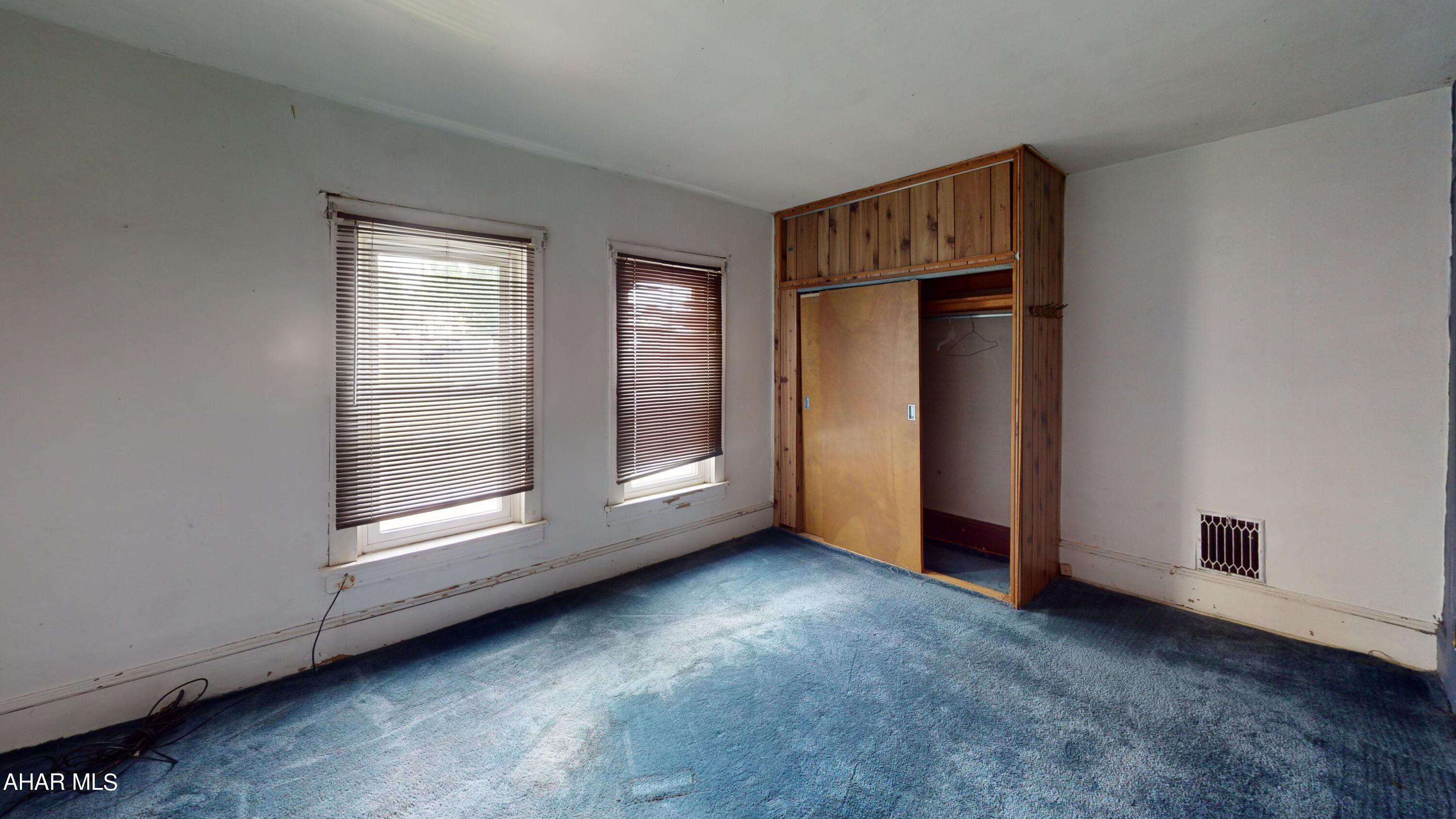 Juniata - Residential