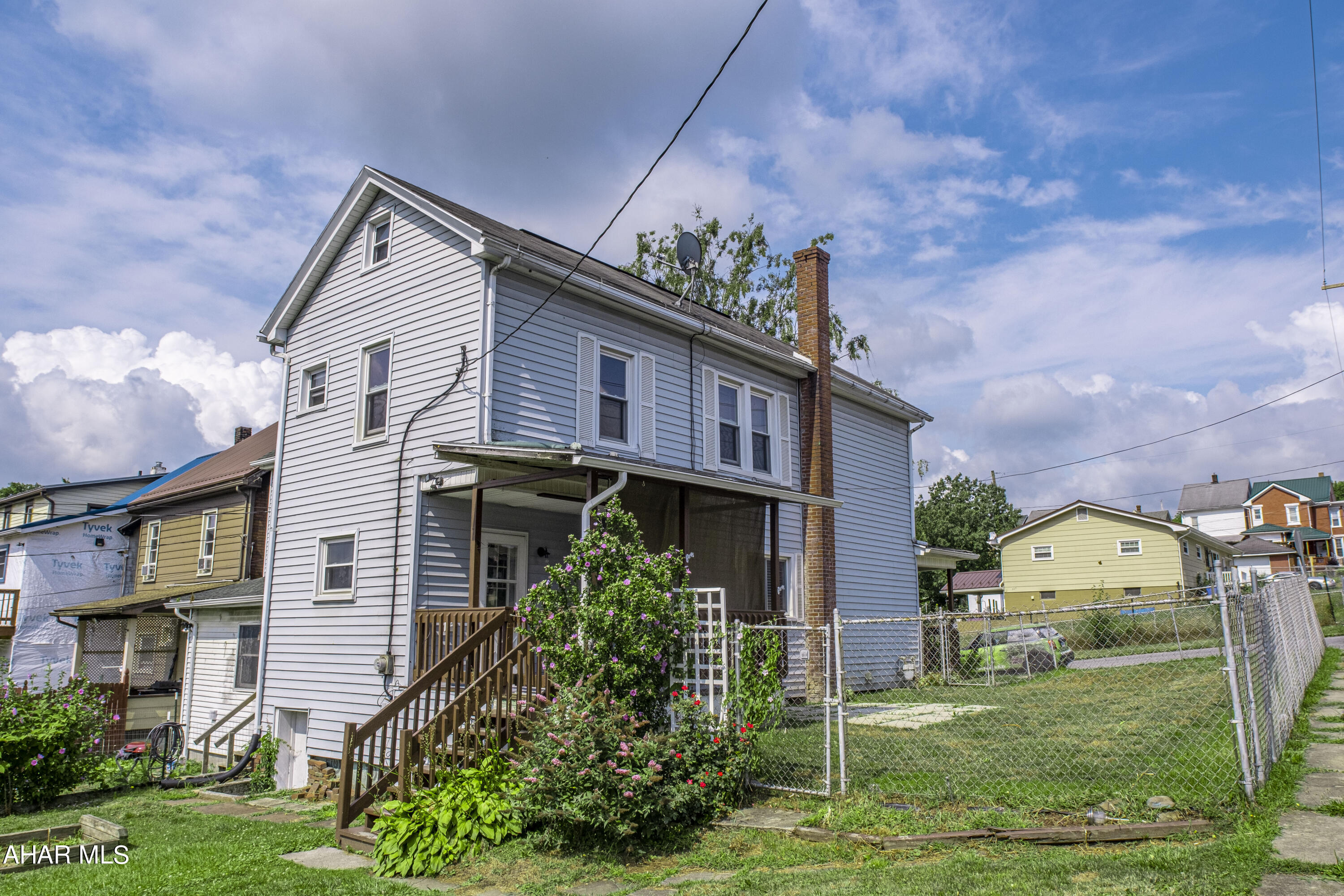 Juniata - Residential