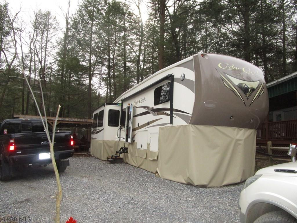 Glendale Yearound - Land