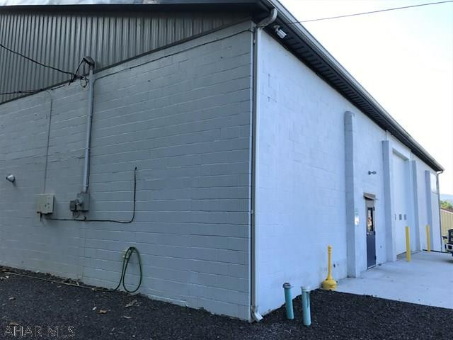 Unknown - Commercial Sale