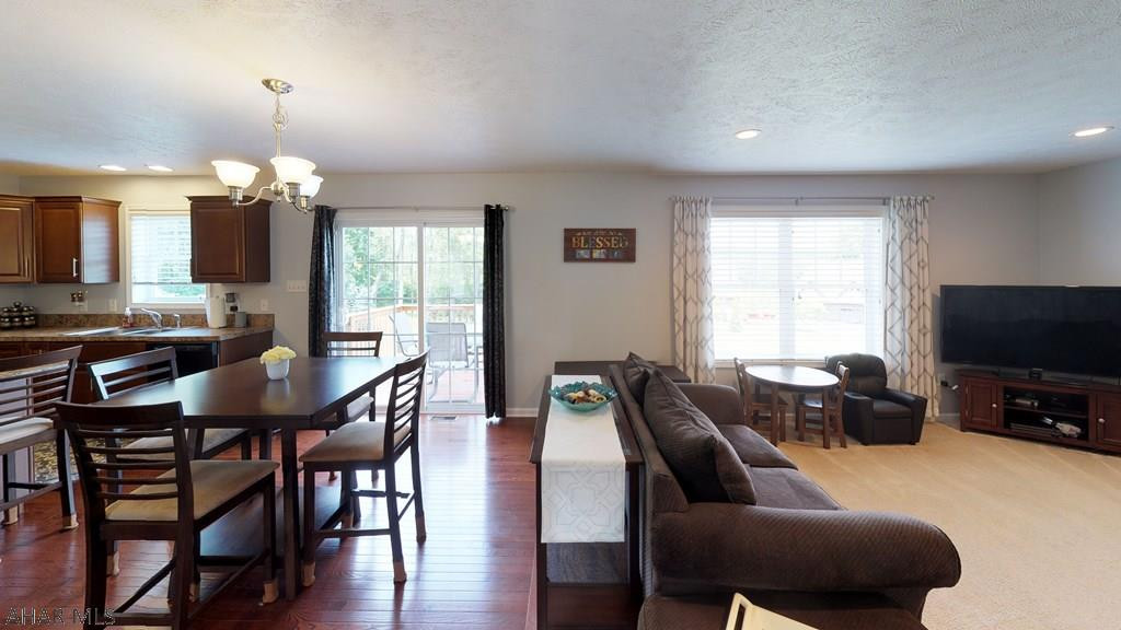 Rolling Hills - Residential