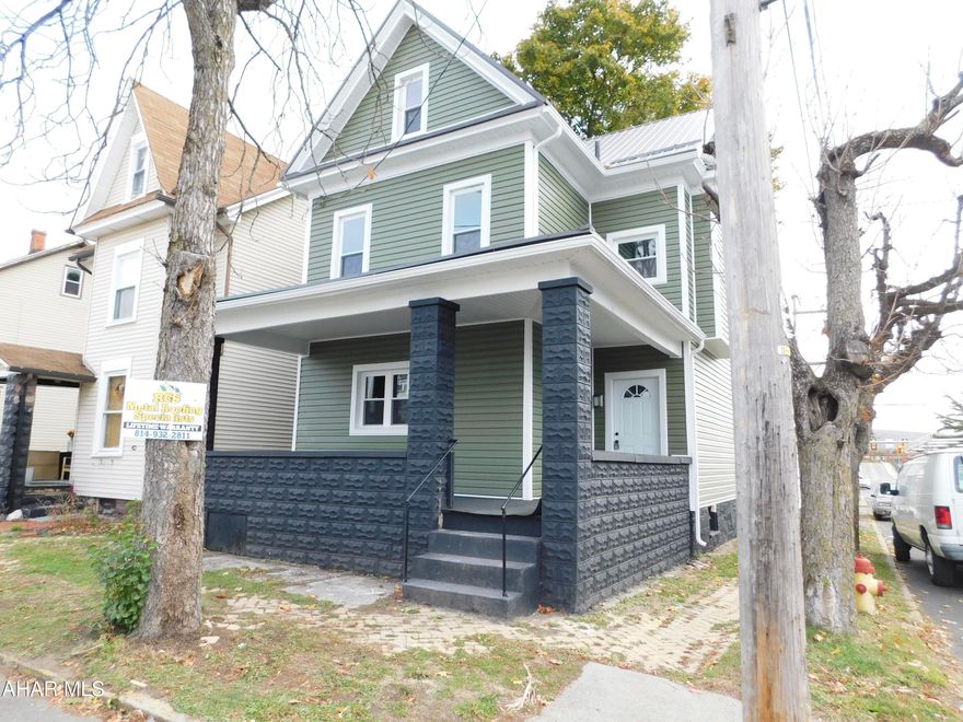 This 3 BR plus home offers a complete remodel. New roof windows siding. New kitchen Baths drywall flooring and so much space
@ extra bonus rooms on 3rd level for extra BR , storage, or living space. Perfectly move in ready.
Offstreet parking Small lot but park across the street for recreational space.