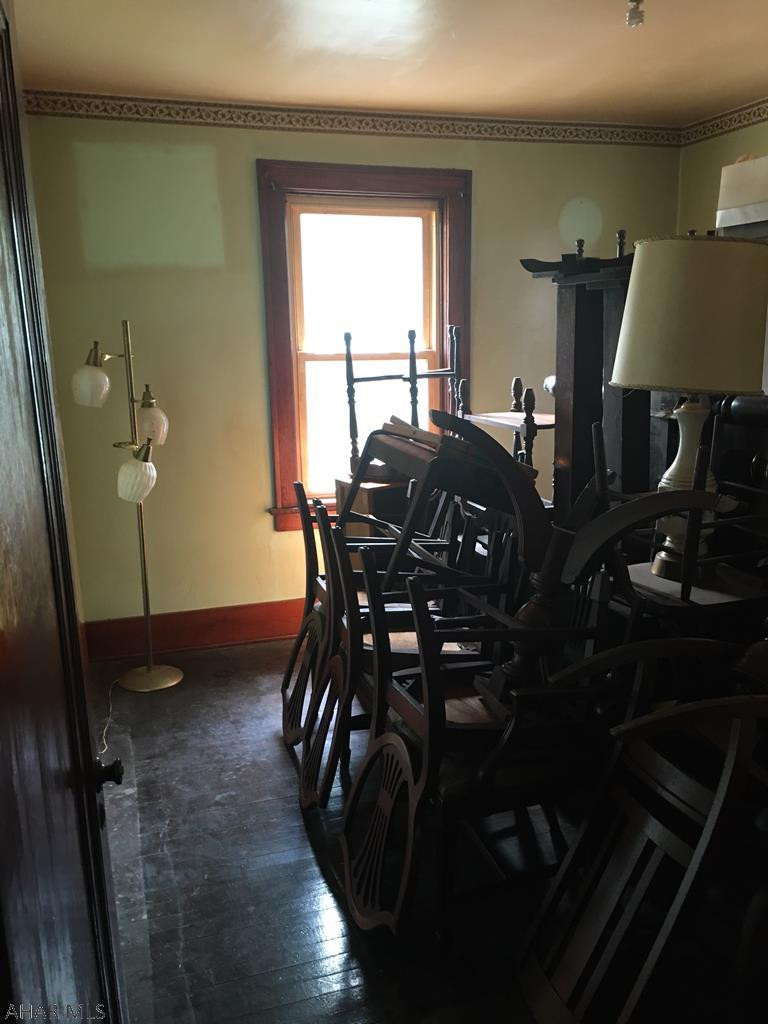 Juniata - Residential