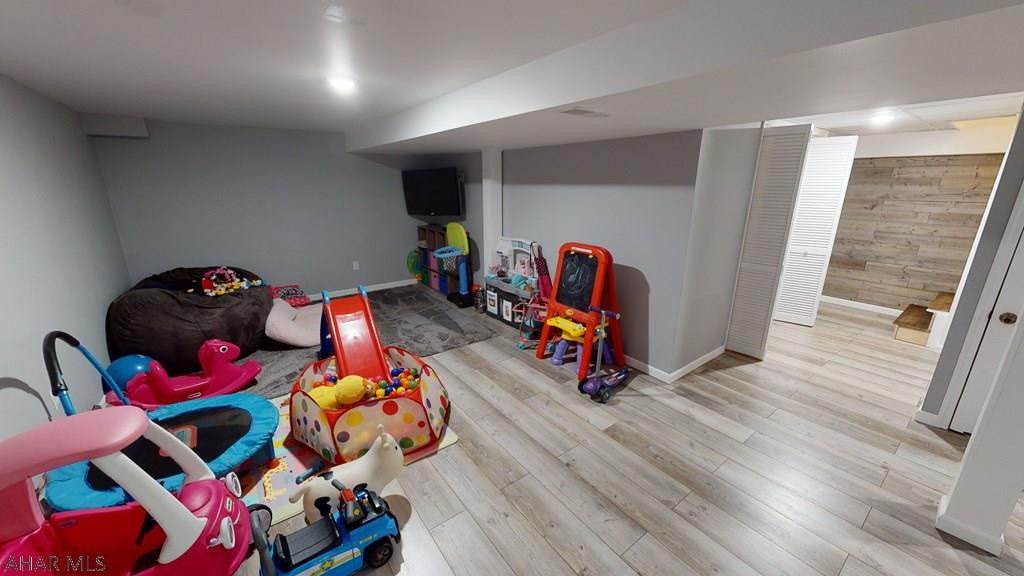 Juniata - Residential