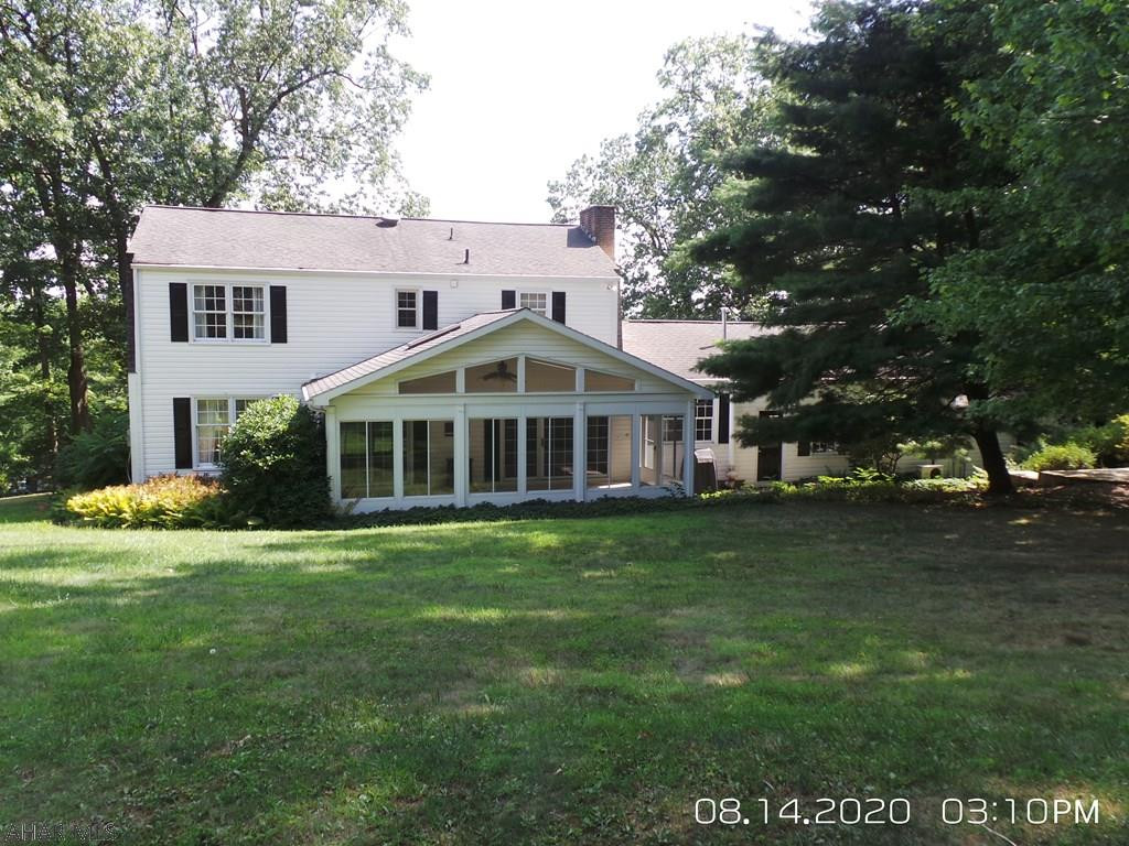 Hickory Hills - Residential