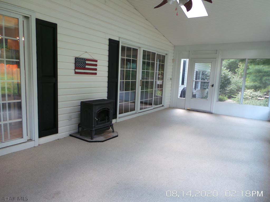 Hickory Hills - Residential