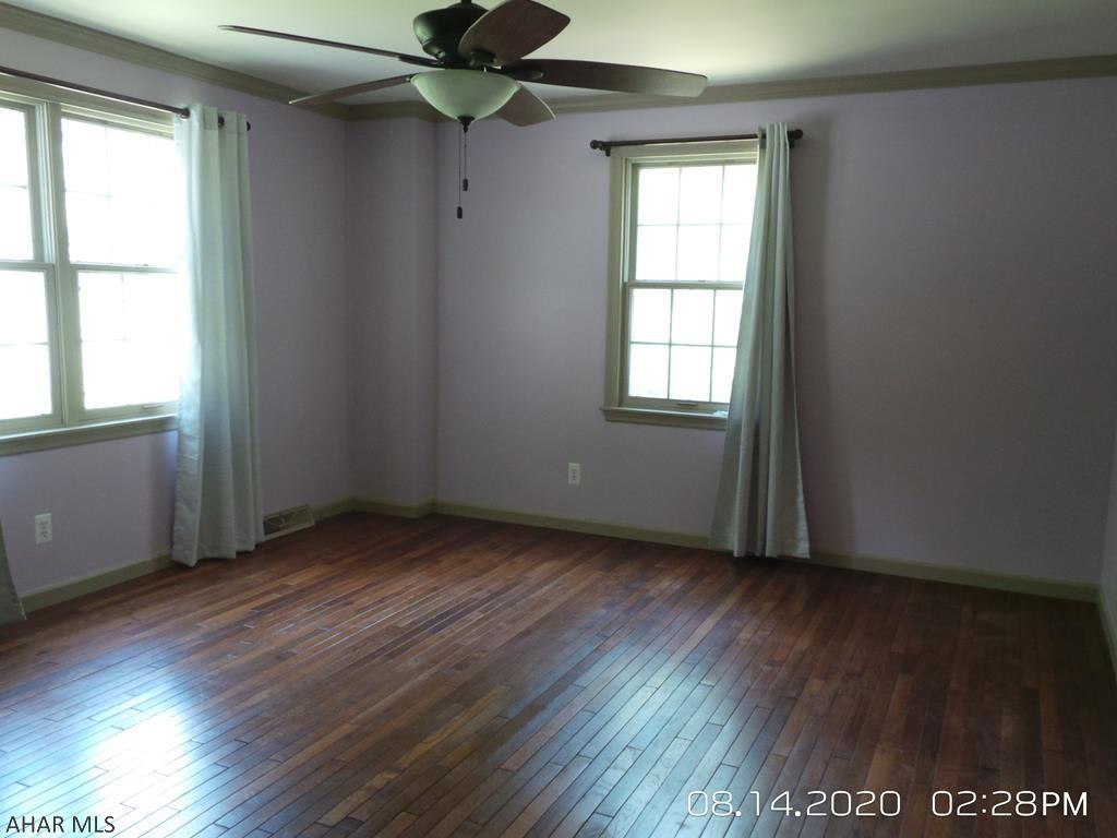 Hickory Hills - Residential