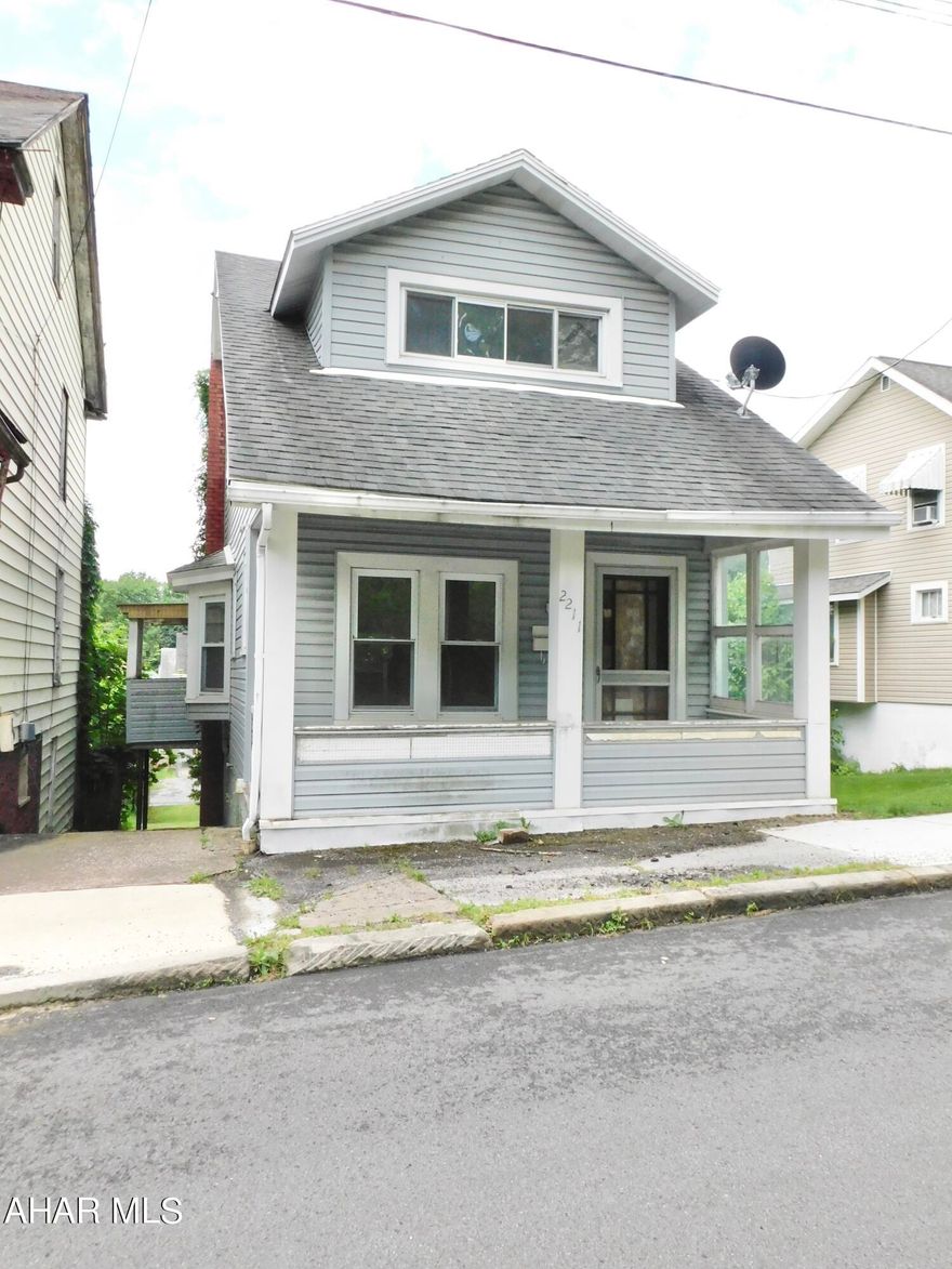 It's time to walk through the front door of this cozy 2 bedroom home in the heart of Altoona.

With a little paint and love, this home would be just perfect for a first time home buyer or someone looking to expand their real estate portfolio.

You will absolutely love the hardwood floors and the rear sunroom off the kitchen.  This home is just the right size- not too big and not too small!

A nice private rear back yard could be a great location for additional off street parking, too!

Call today for more information or to schedule your private tour!
