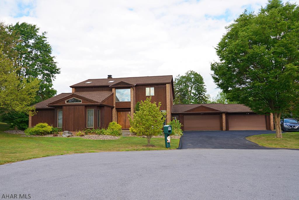 Holliday Heights - Residential