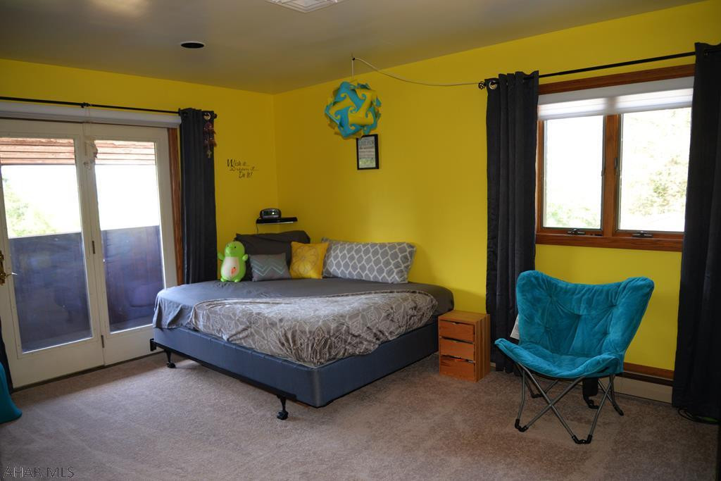 Holliday Heights - Residential