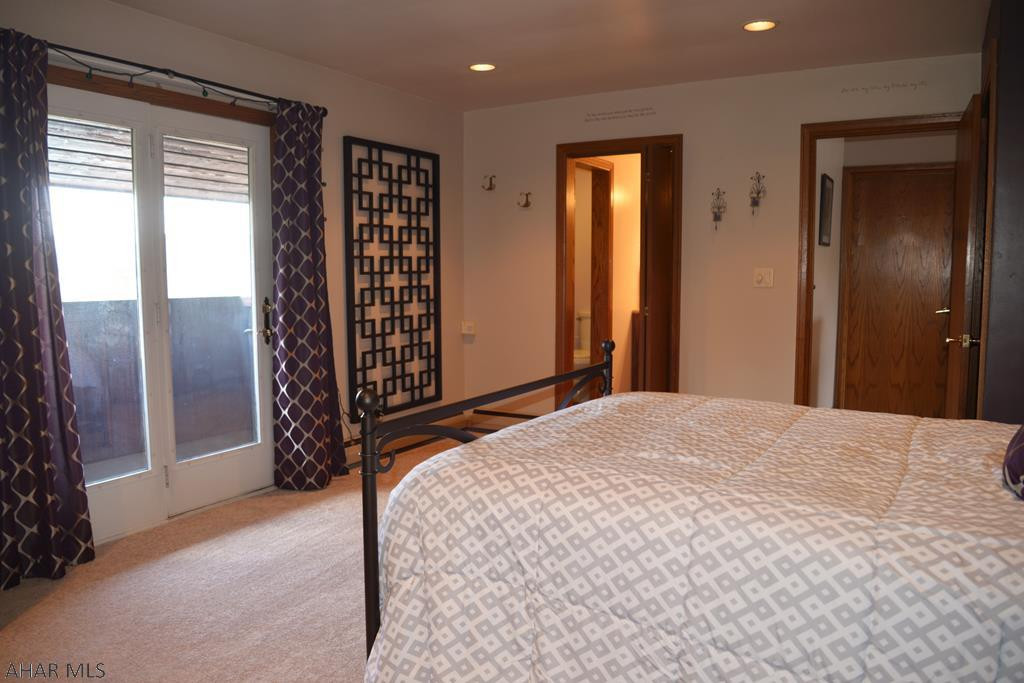 Holliday Heights - Residential