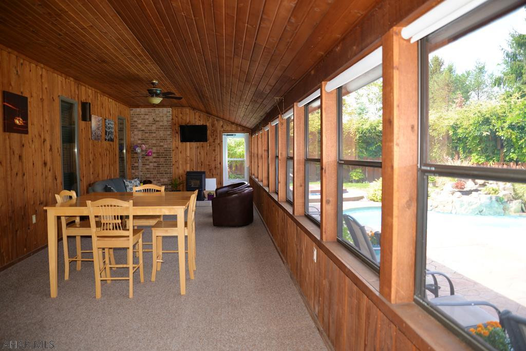 Holliday Heights - Residential