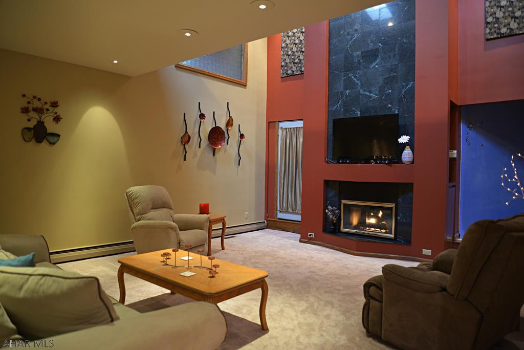 Holliday Heights - Residential