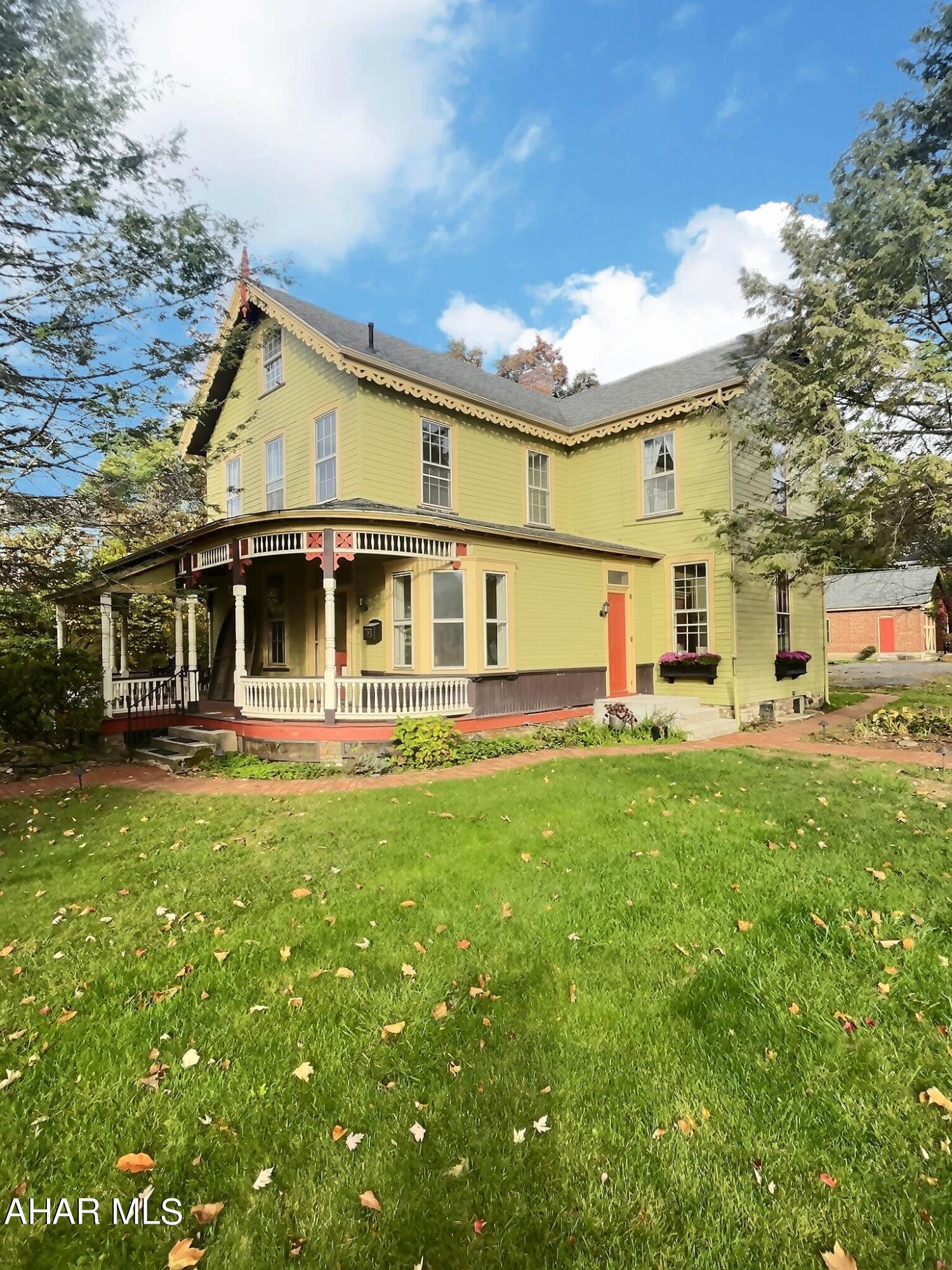 Hollidaysburg - Residential