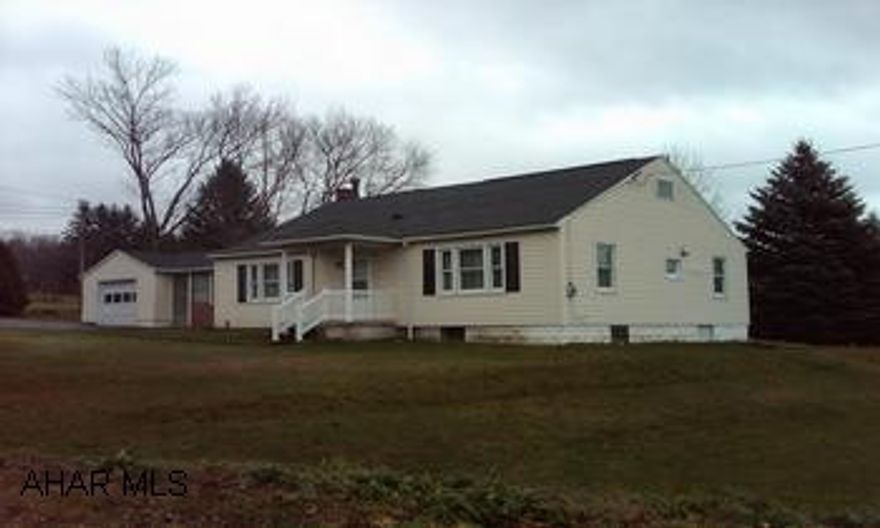 Nice 3 bedroom home on large .97 acre lot. Bellwood schools.