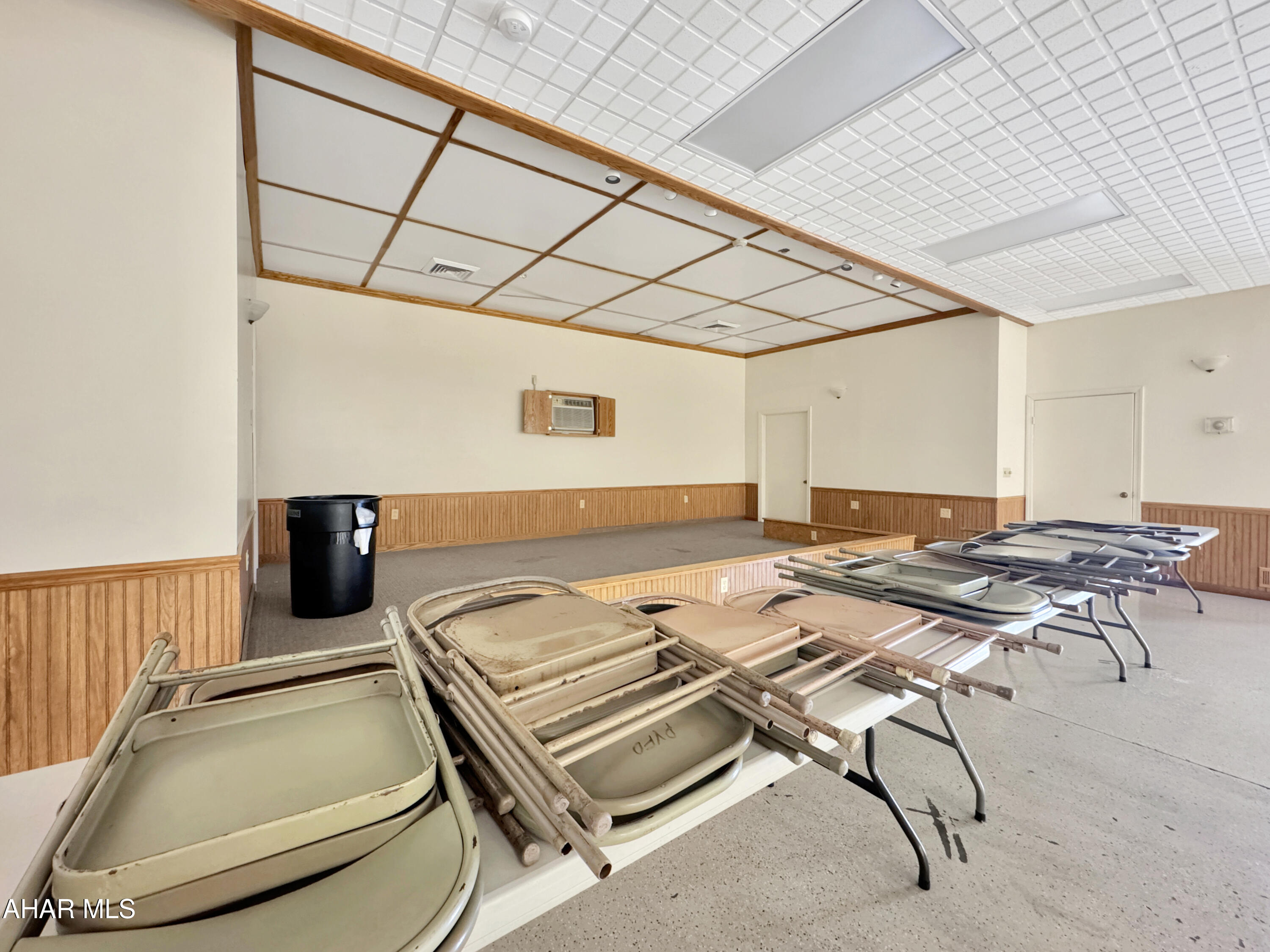 None - Commercial Lease