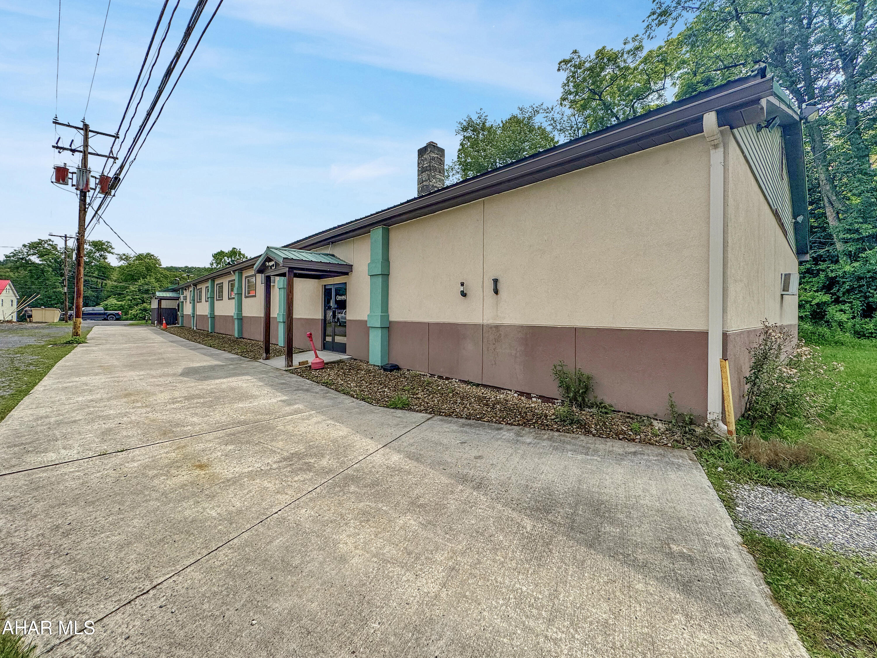 None - Commercial Lease