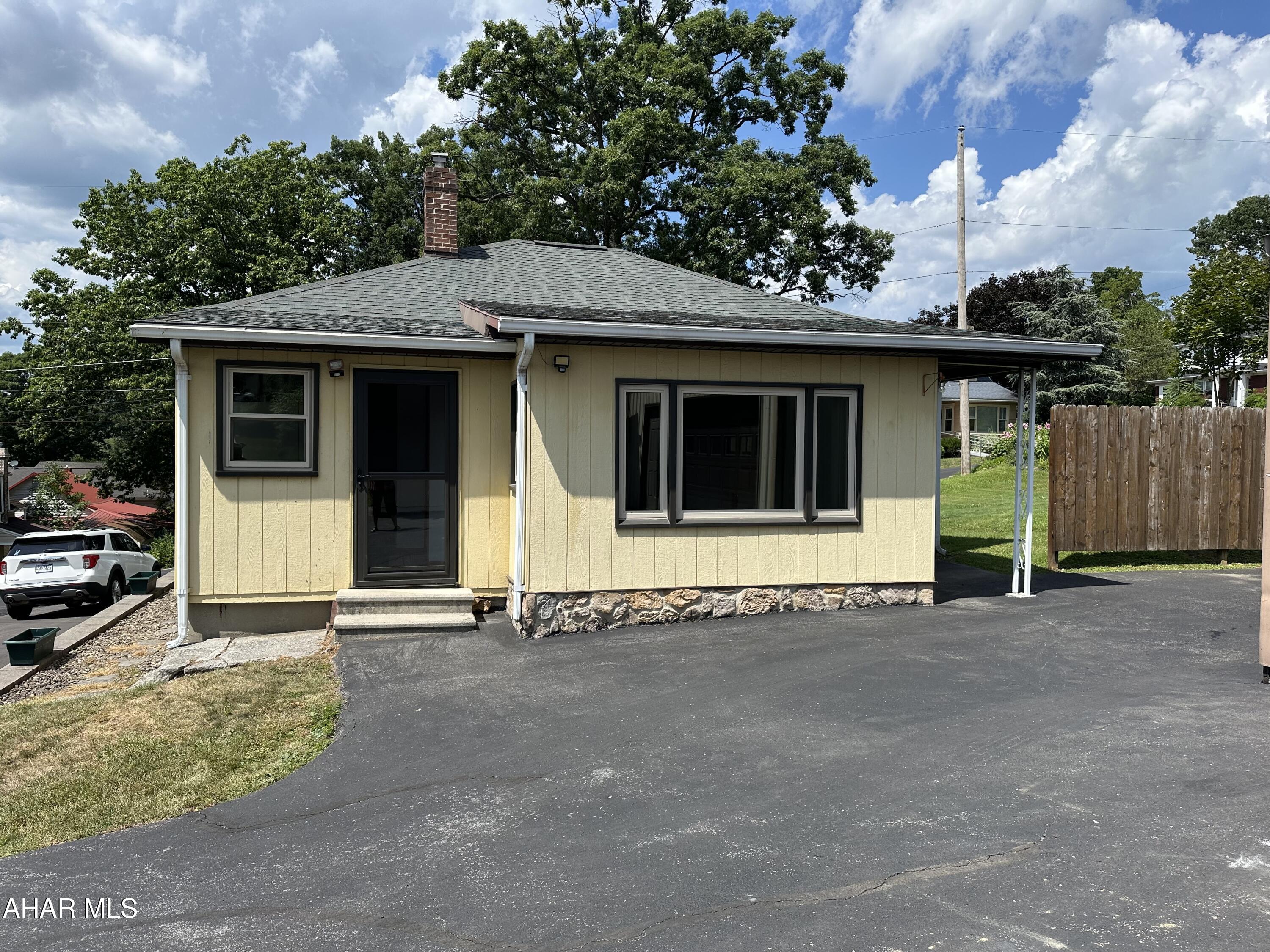 Lakemont - Residential