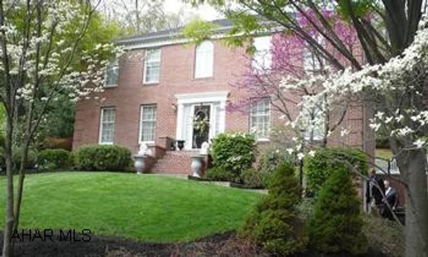 COMPLETELY UPDATED. SOPHISTICATED APPOINTMENTS INCLUDING HARDWOODS, CERAMIC TILE AND CUSTOM CABINETRY. MOVE IN CONDITION. SALE PRICE BASED ON RECENT APPRAISAL. COMPLETELY UPDATED. SOPHISTICATED APPOINTMENTS INCLUDING HARDWOODS, CERAMIC TILE AND CUSTOM CABINETRY. MOVE IN CONDITION. SALE PRICE BASED ON RECENT APPRAISAL.