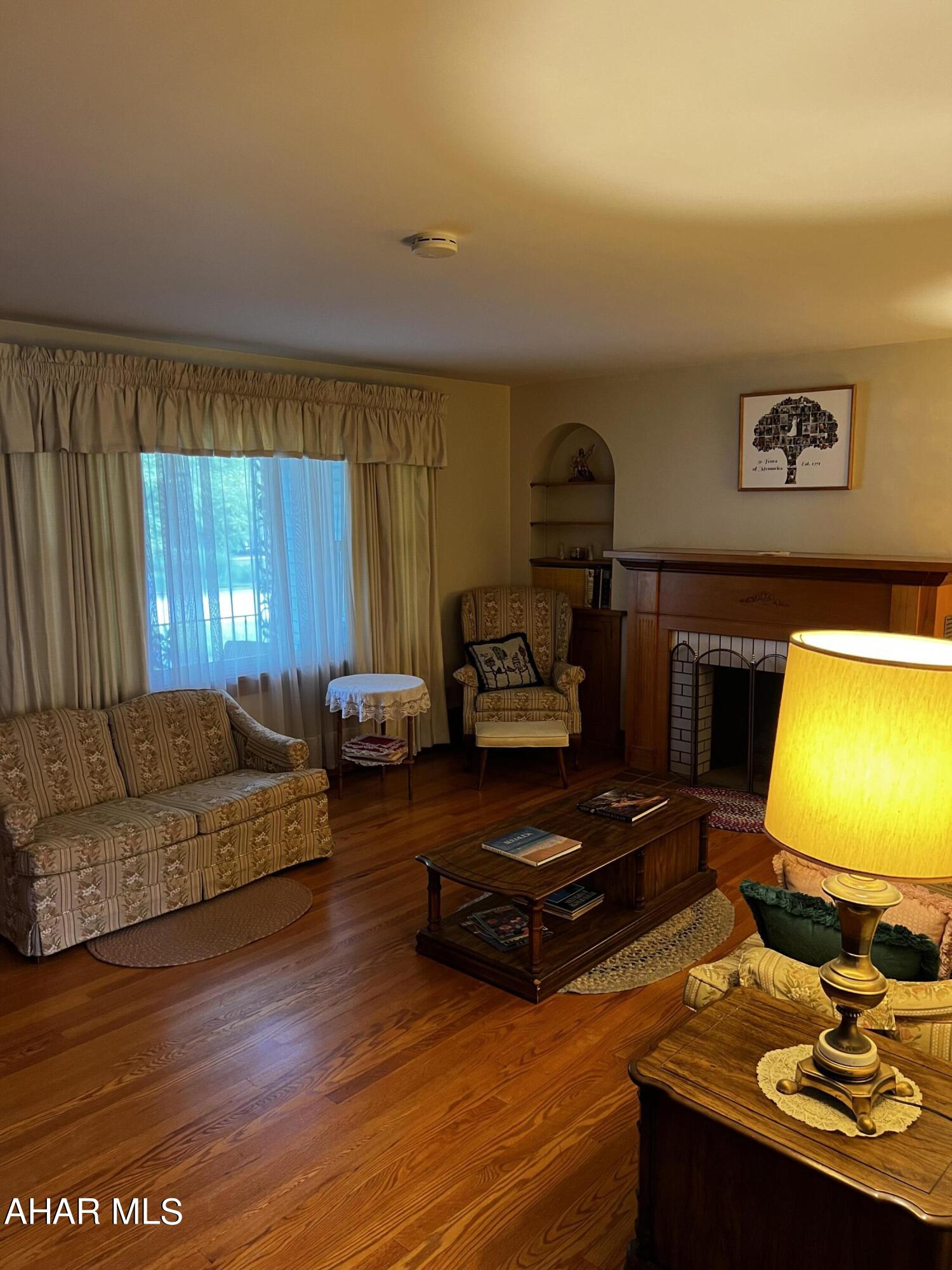 Hollidaysburg - Residential