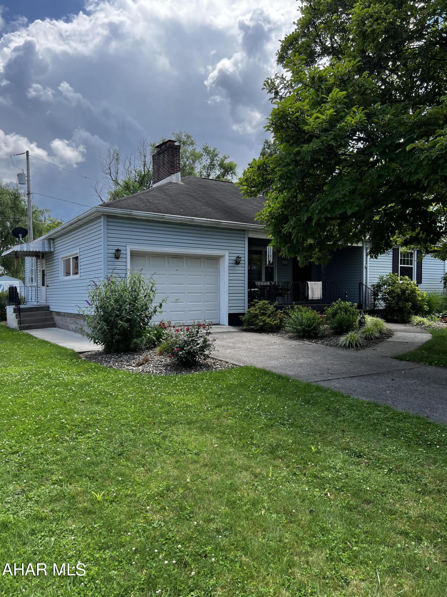 Hollidaysburg - Residential