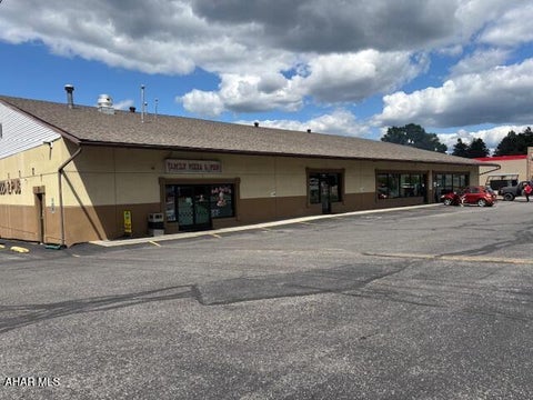 Photo for 200 E Pleasant Valley Blvd