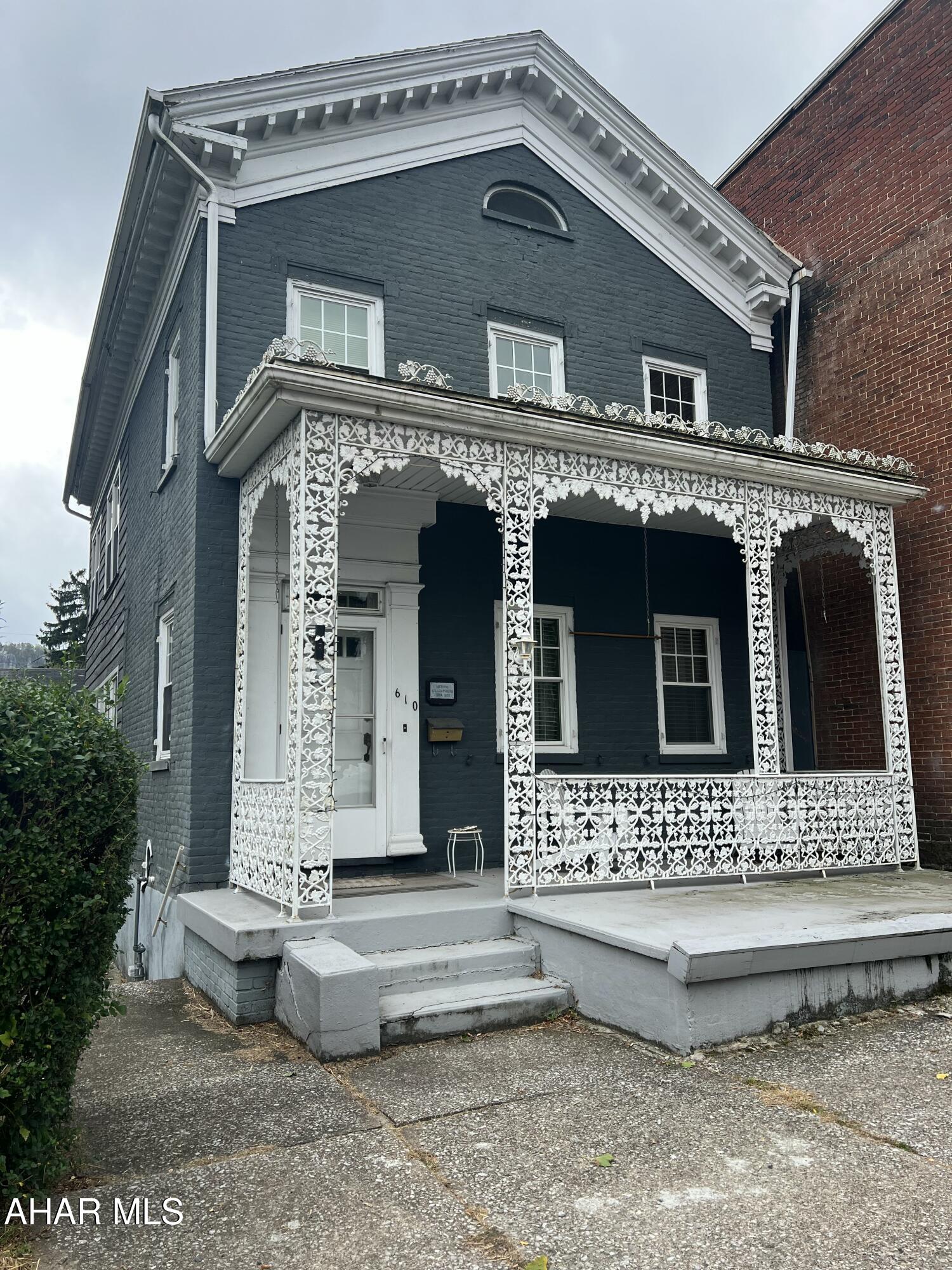 Hollidaysburg - Residential